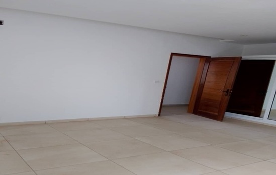 Location appartement au Point E