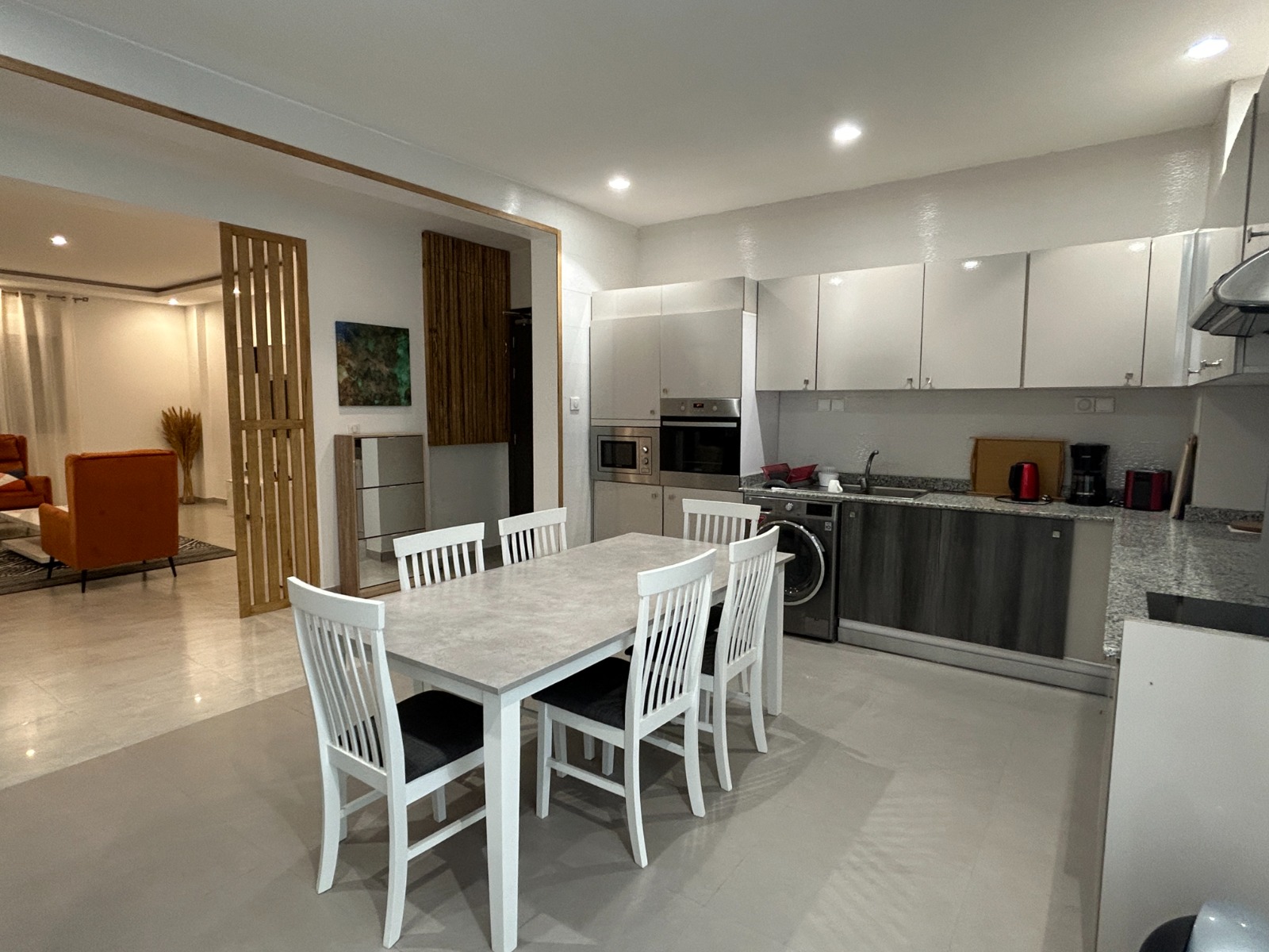 Appartement de Prestige à Louer aux Almadies - Résidence S O, Dakar