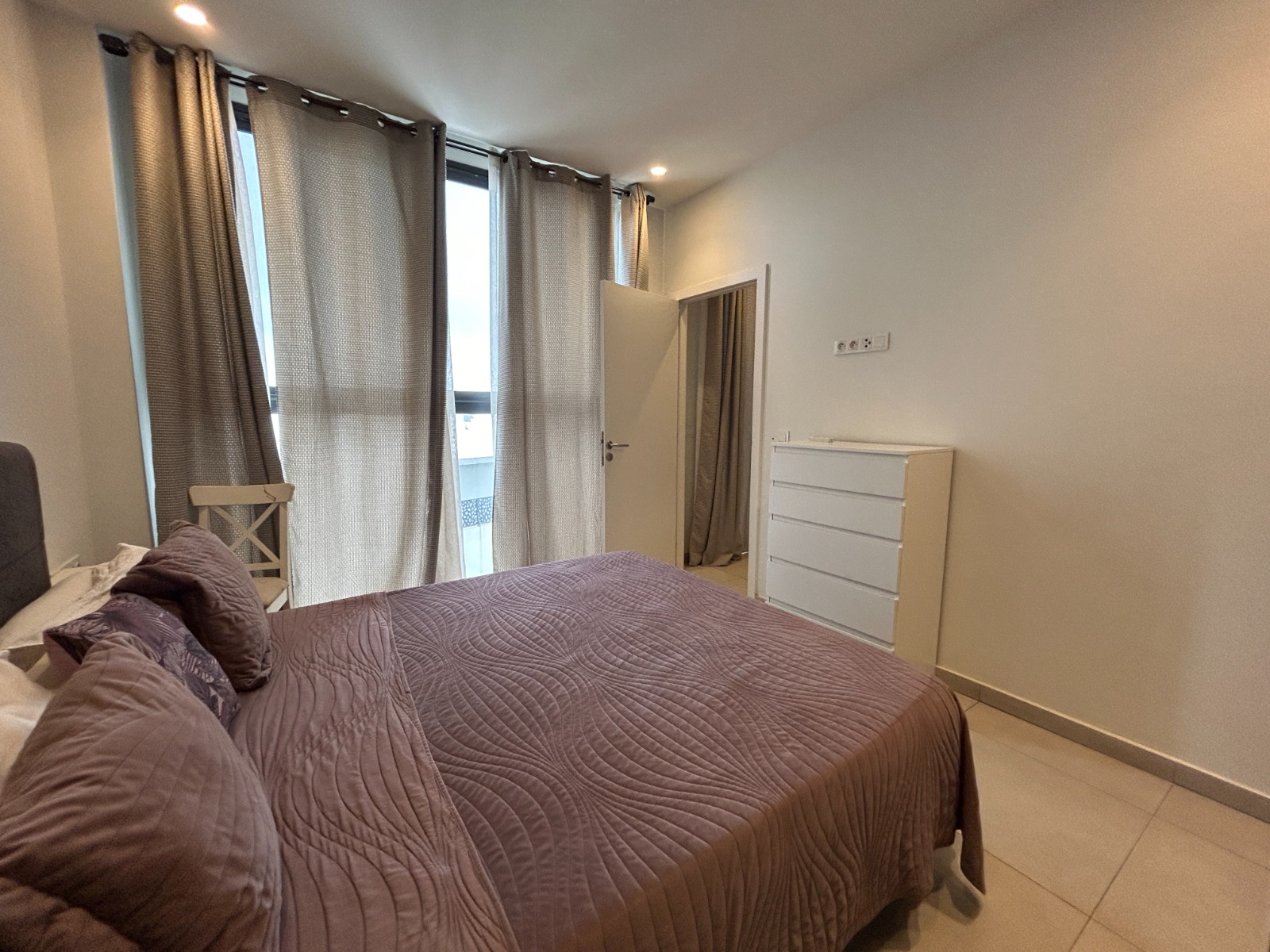 Appartement F3 de Haut Standing à Louer à Fann Mermoz - Résidence Moderne  (7)