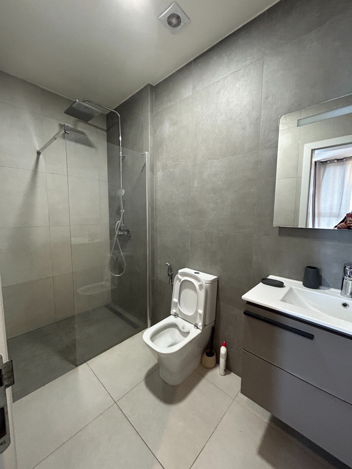 Appartement F3 de Haut Standing à Louer à Fann Mermoz - Résidence Moderne  (8)