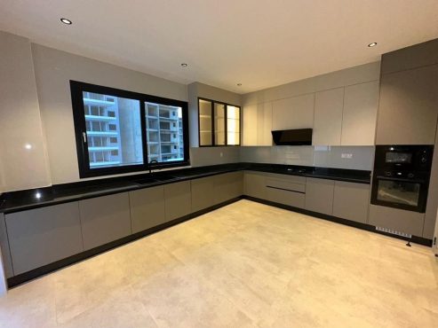 Appartement à vendre aux Almadies, King Fahd Palace