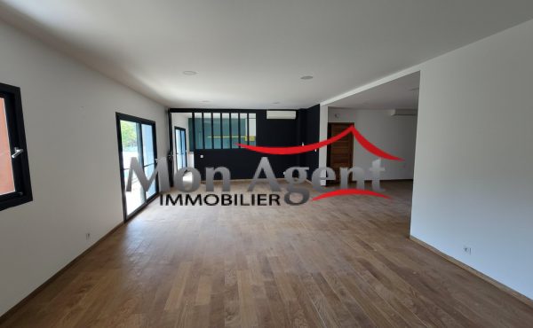 Immeuble de bureaux R+6 à louer — Point E, Dakar (1 300 m², 65 postes)