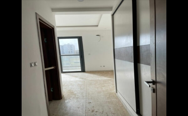 Location appartement au Point E